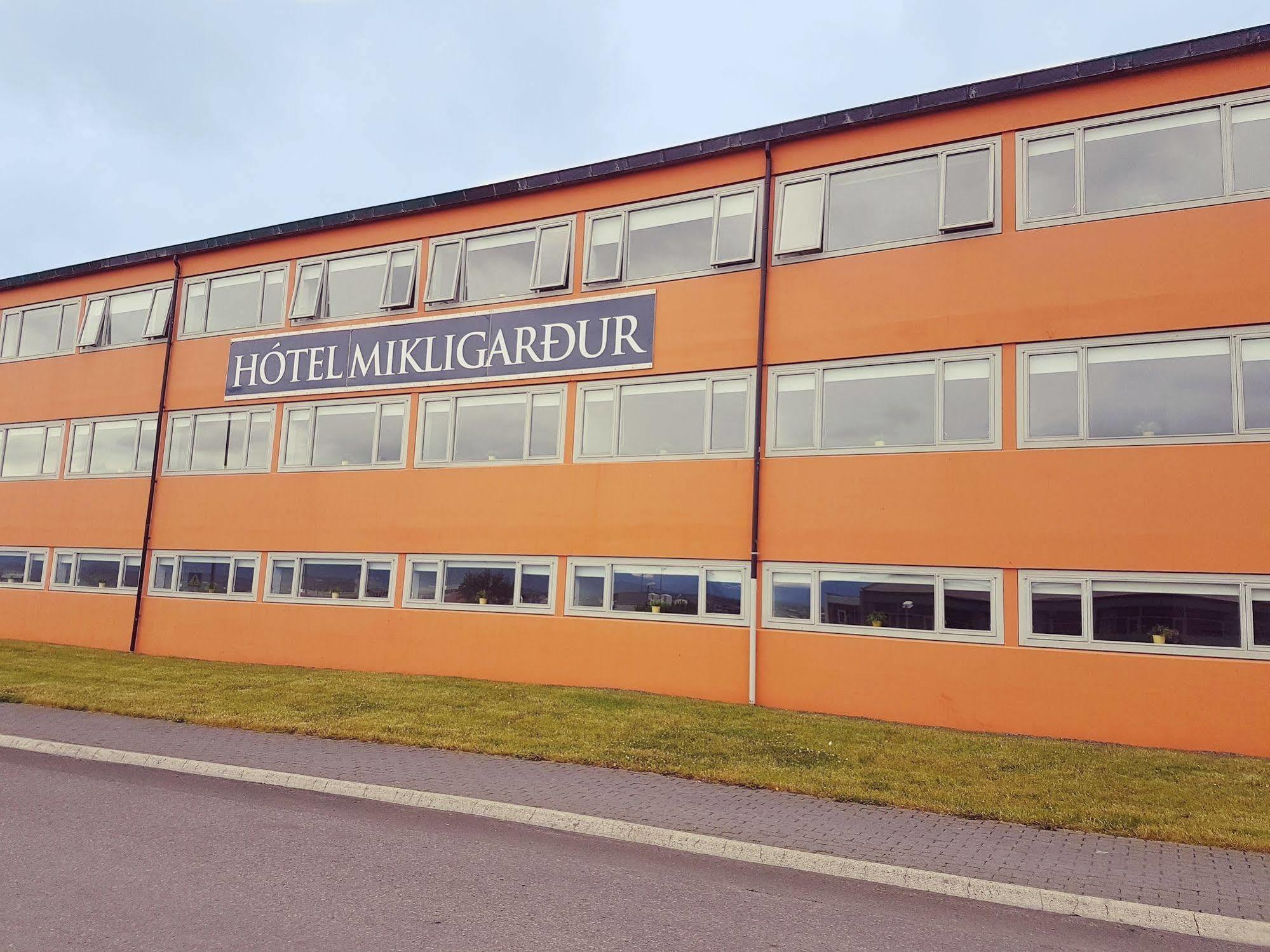 Hotel Mikligardur Saudarkrokur Exteriör bild
